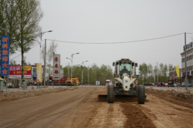 榆林至補浪河公路改建工程施工情況