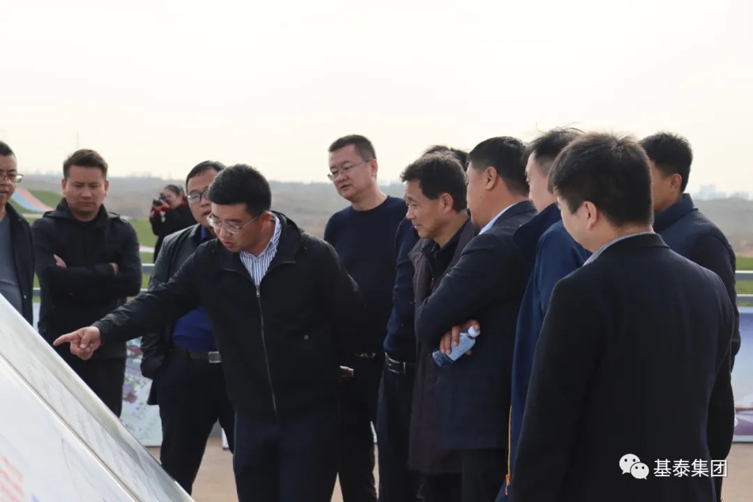 陜西省體育局副局長(zhǎng)董利一行調(diào)研體育小鎮(zhèn)項(xiàng)目